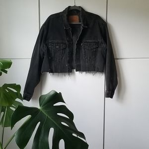 Levi's oversize cropped black denim jacket